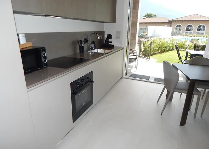Dorato Roxy Apartment *