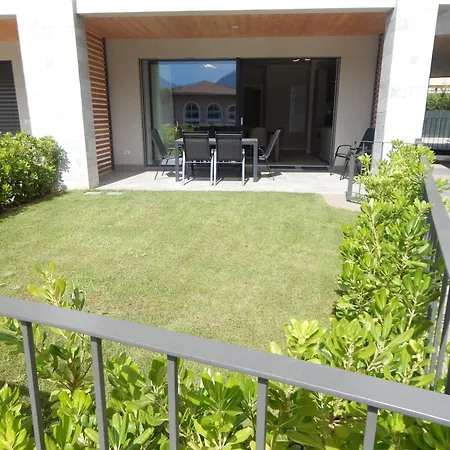 Dorato Roxy Apartmán Colico
